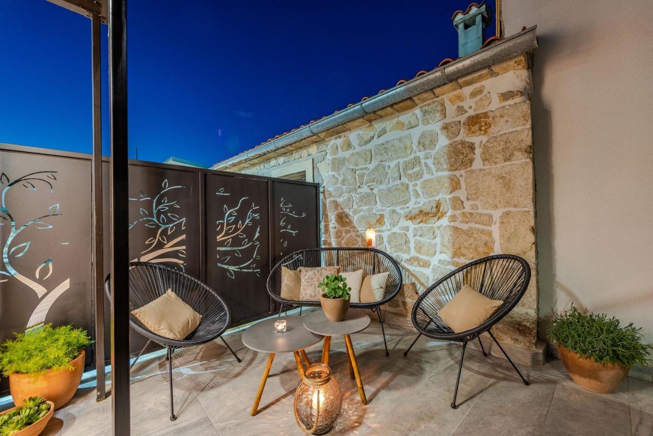 Villa Planita Dalmacija Novigrad  Exterior photo